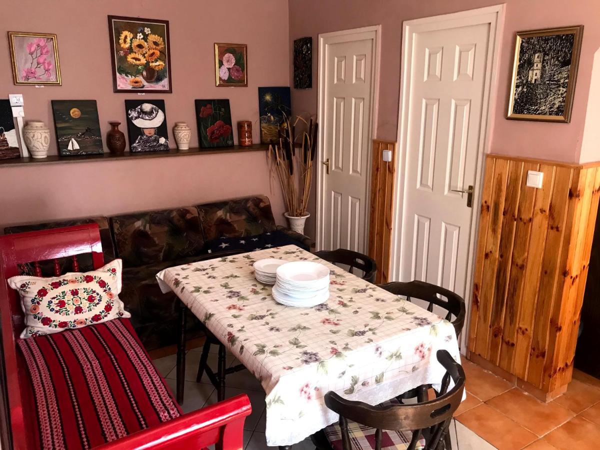 Postakocsi Vendeghaz Kisgyor Hotel Bagian luar foto