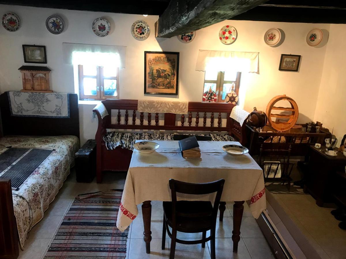 Postakocsi Vendeghaz Kisgyor Hotel Bagian luar foto