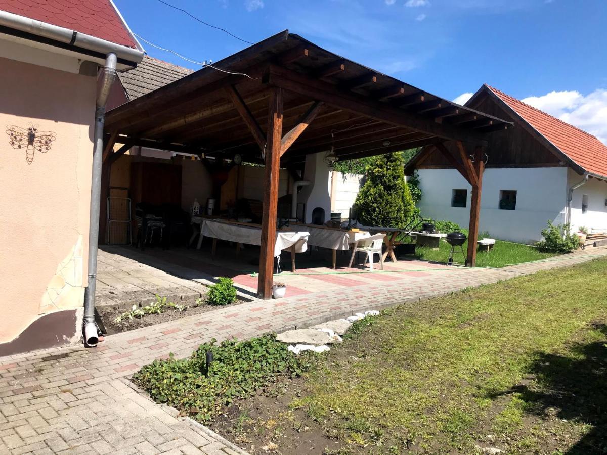 Postakocsi Vendeghaz Kisgyor Hotel Bagian luar foto